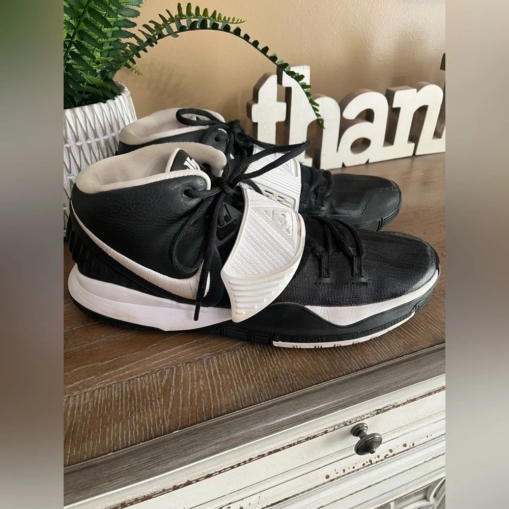 Kyrie 6‎ TB 'Black White' Mens Size 12.5